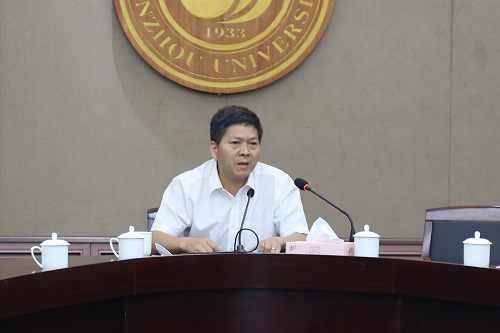 黄文浩处长通报了前期招生宣传,咨询和当前招生进展情况,以及就业教育